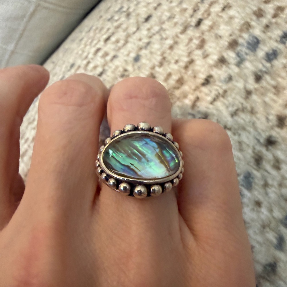 Lagos silver ring with abalone center *size 5*